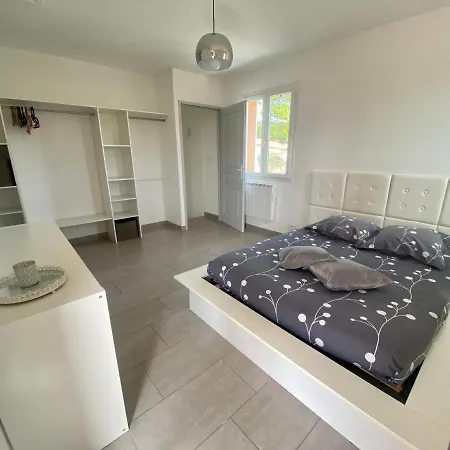 La Maison D'angelo - 8 Personnes - Piscine Hébergement de vacances Visan