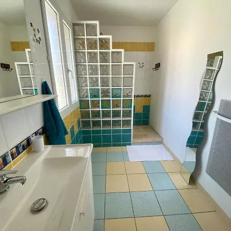 La Maison D'angelo - 8 Personnes - Piscine